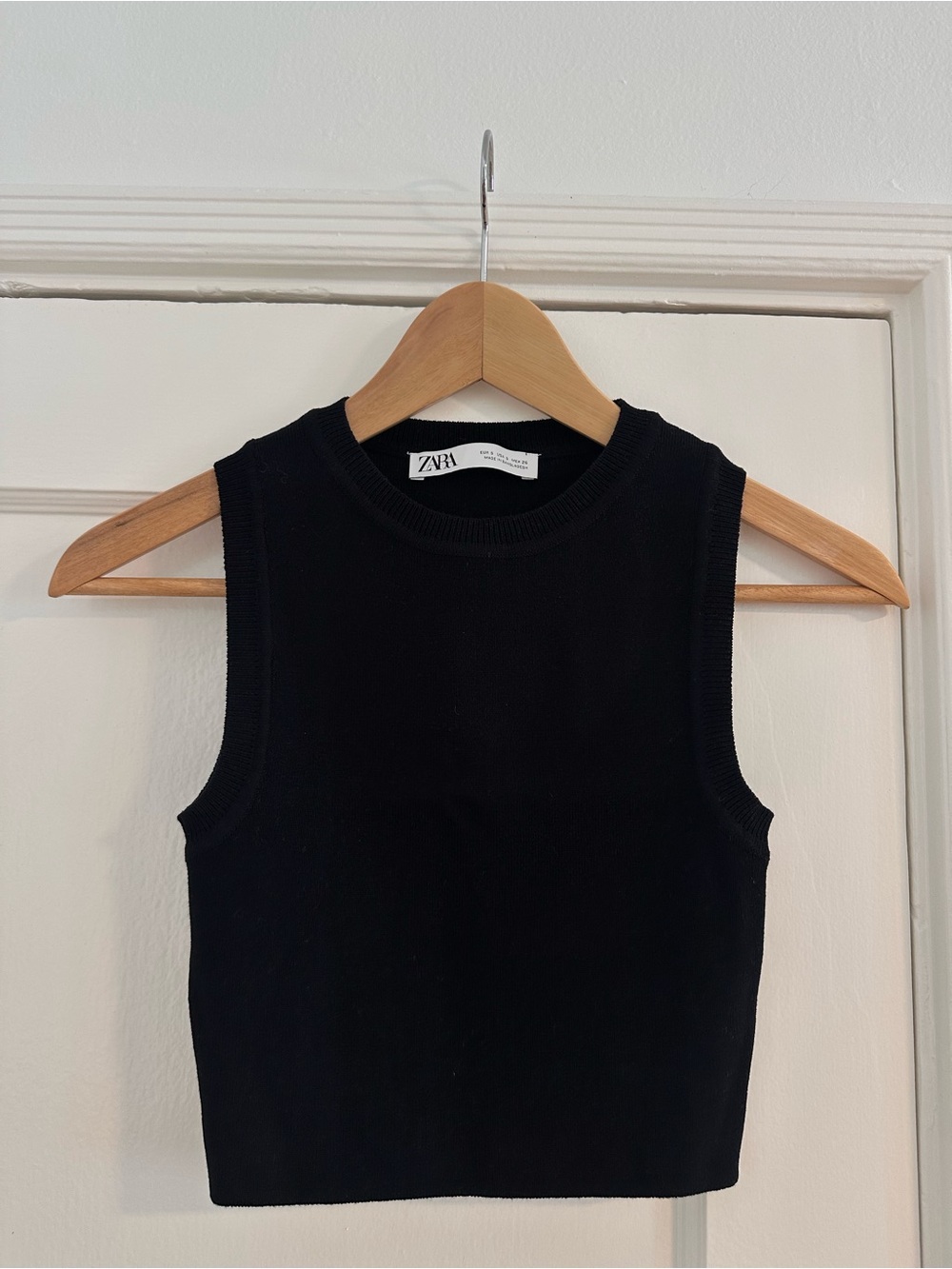 Zara Black Crop Knit Top